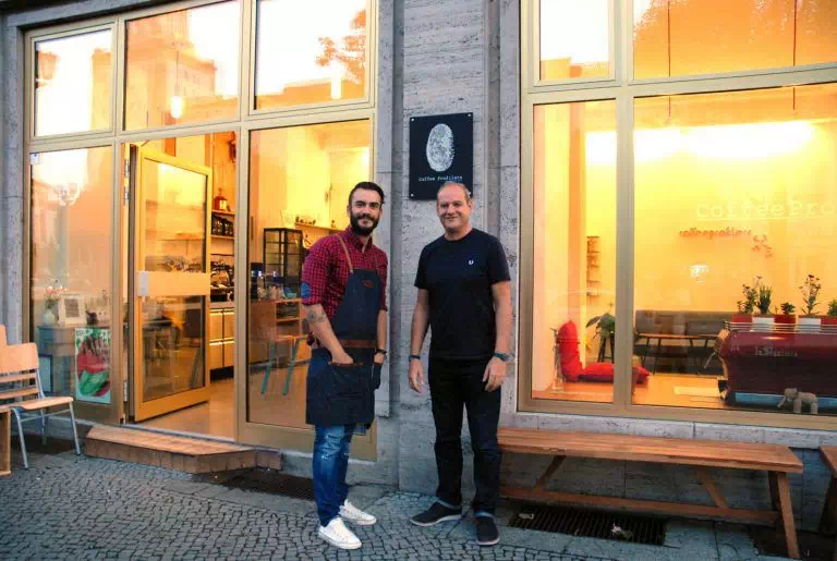 20190417_045215493_iOS