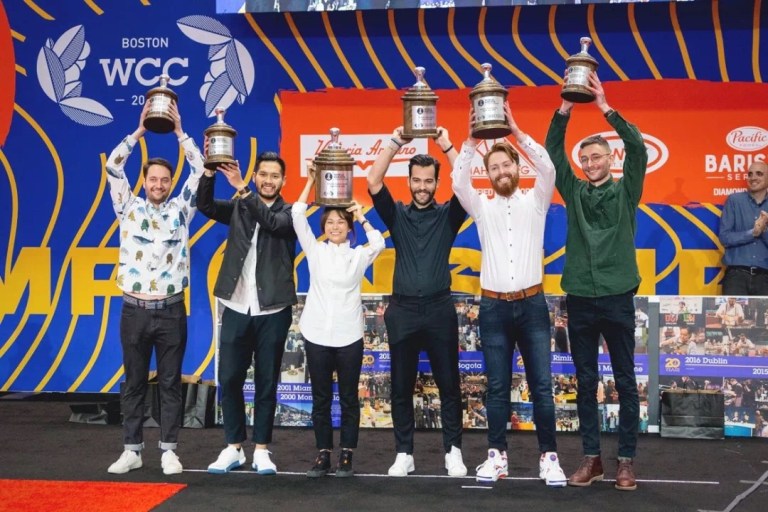 20190418_022433540_iOS