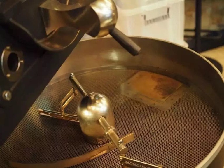 20190425_044016173_iOS