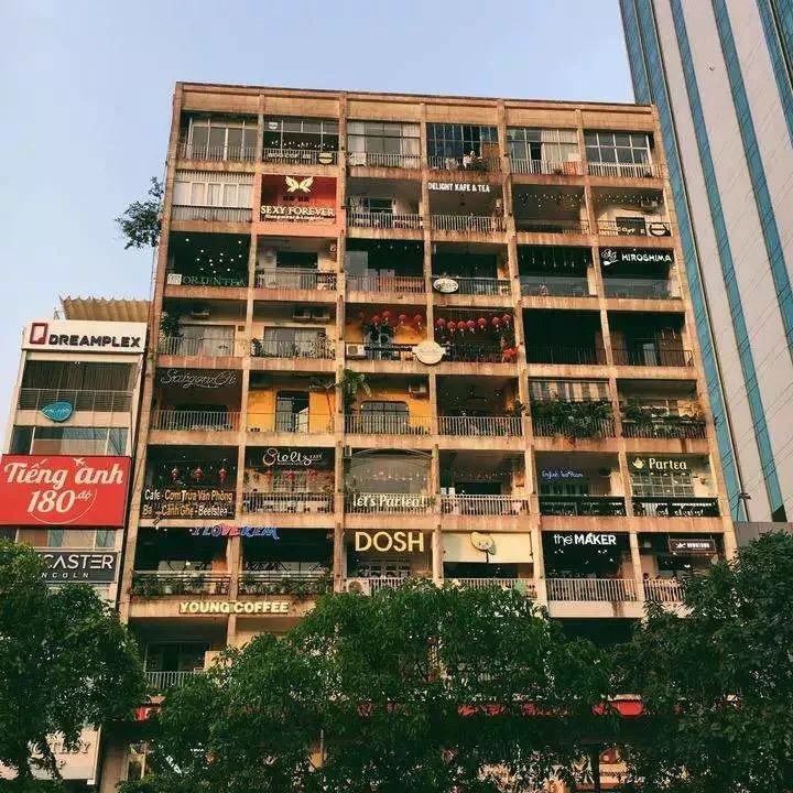 20190602_122152460_iOS