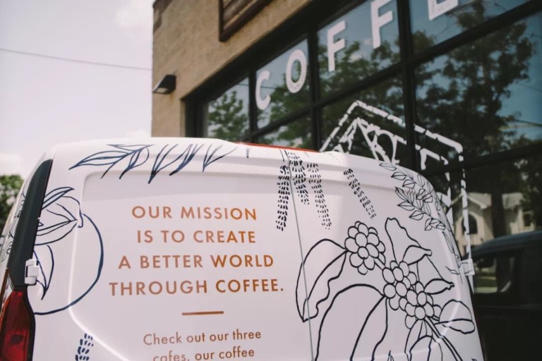 20191014_050026787_iOS