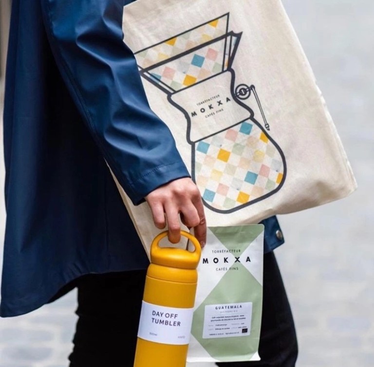 20200130_043003148_iOS