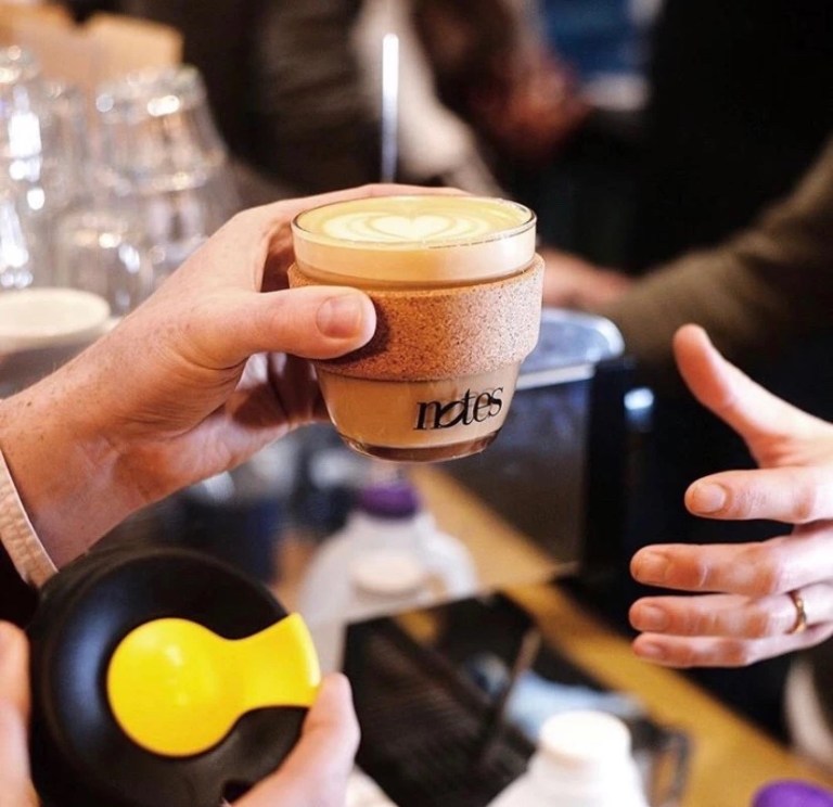 20200130_043006177_iOS