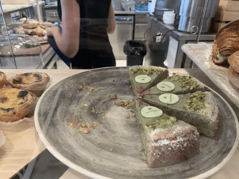 20200130_043654773_iOS