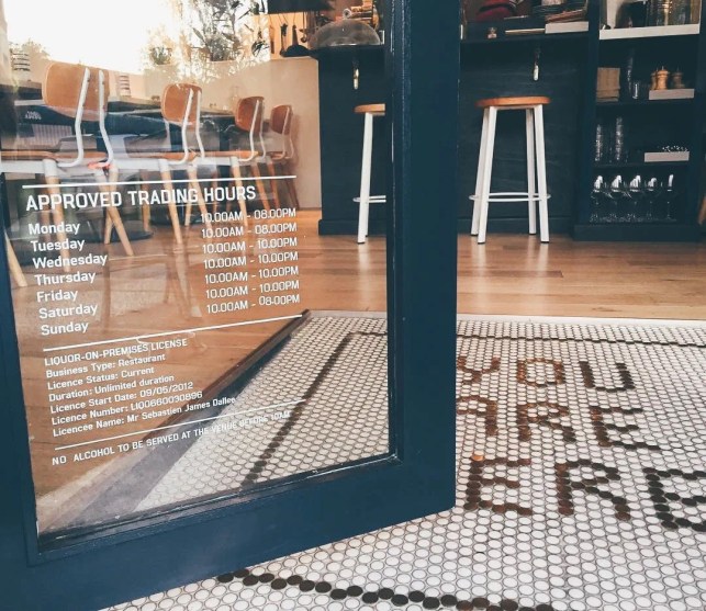 20200408_041946895_iOS