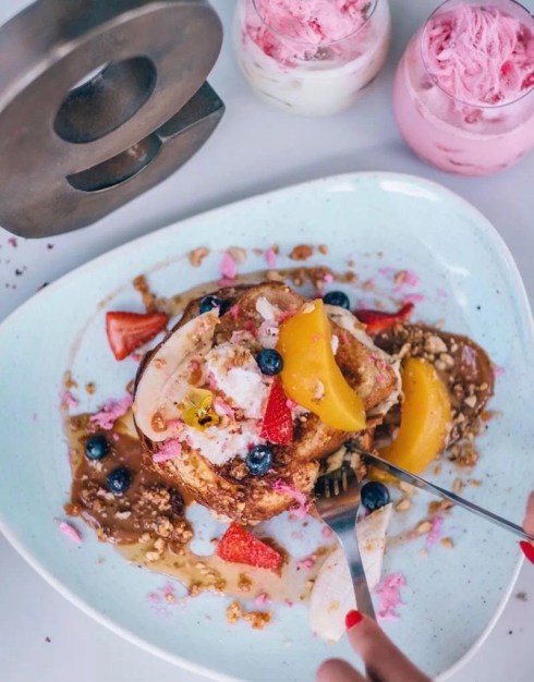 20200408_042004806_iOS