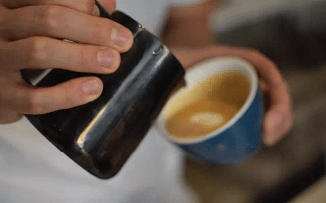 20200411_033939195_iOS