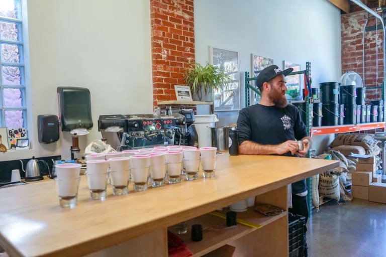 20200428_034652935_iOS