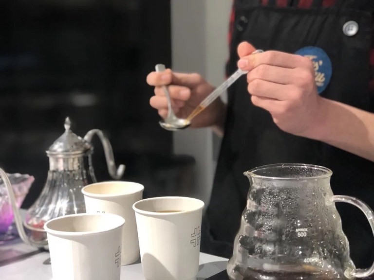 20200511_053902010_iOS