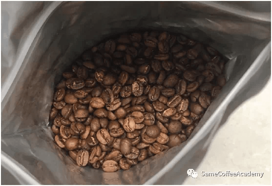 20200519_041915089_iOS