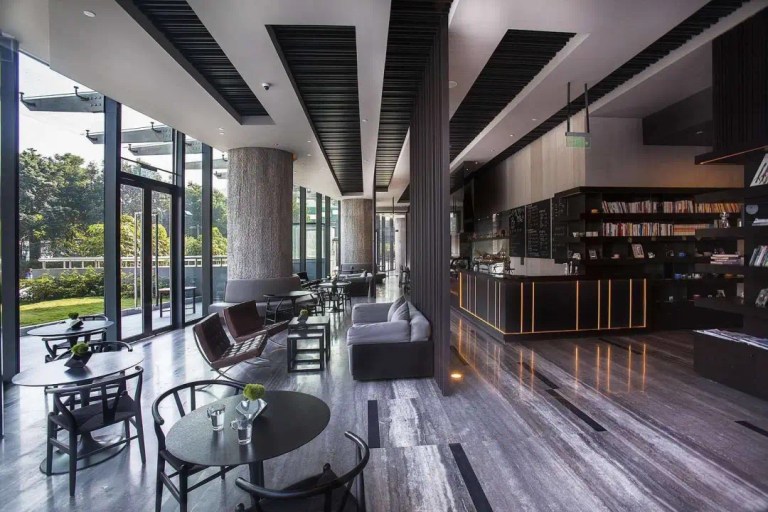 20200629_044646173_iOS