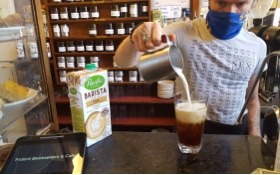 20200901_115521005_iOS