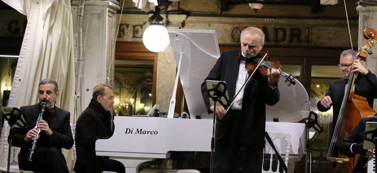 20201230_040810086_iOS