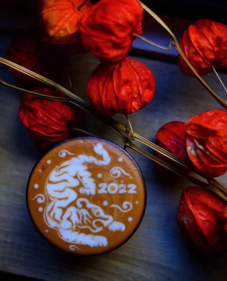 20220215_045744666_iOS