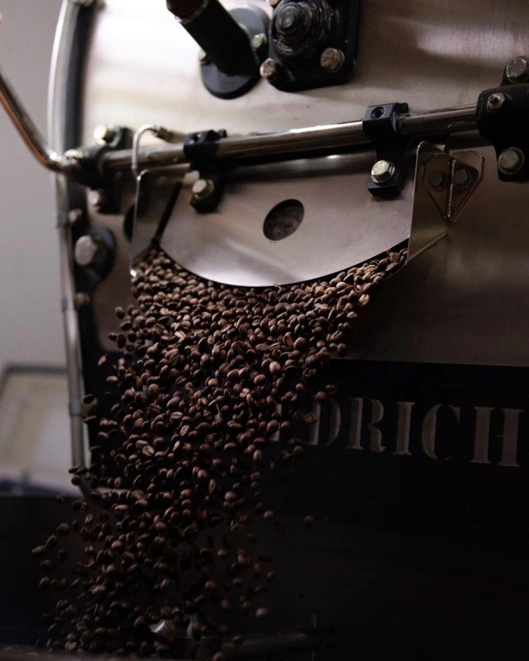 20220215_045940916_iOS