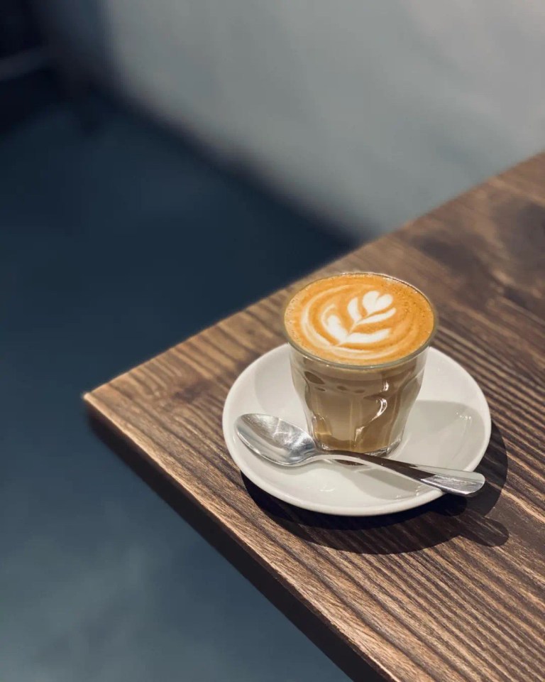 20220308_040839585_iOS